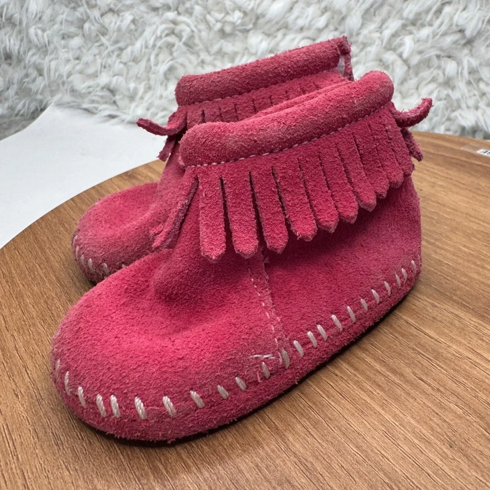 Minnetonka Pink Suede‎ Fringe Moccasins Booties Shoes Baby Girl Toddler Size 3